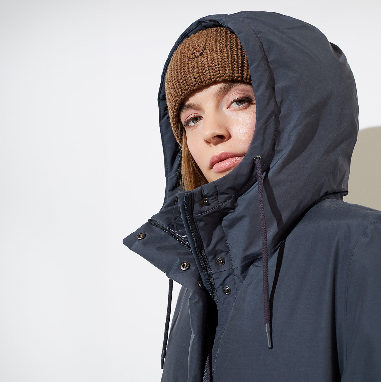 LangerChen Mantel Karron - Graphite