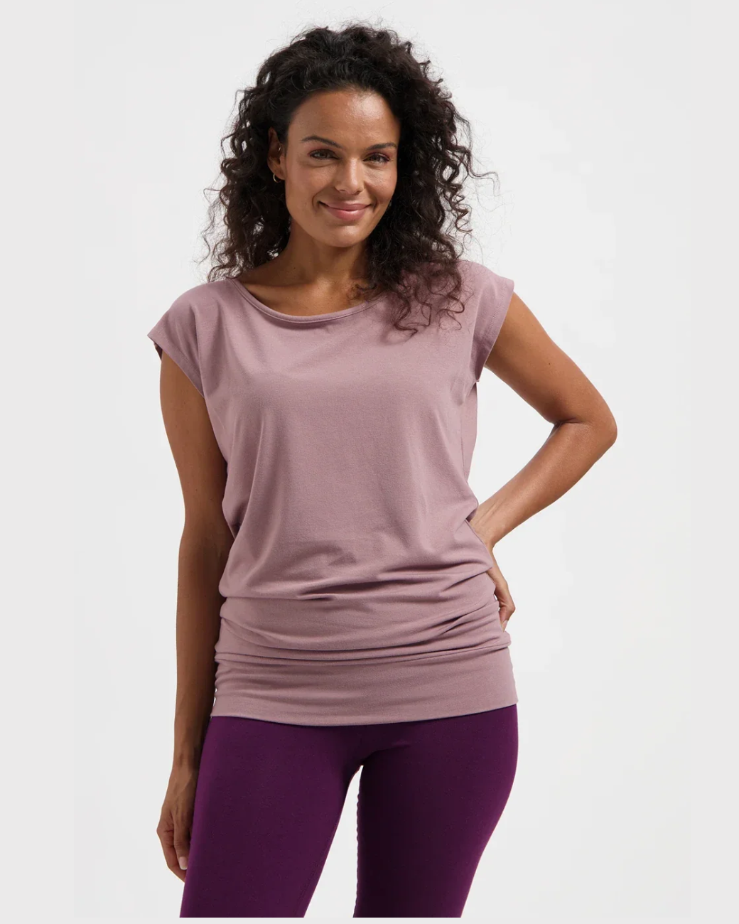 Asana Tee - Fireclay