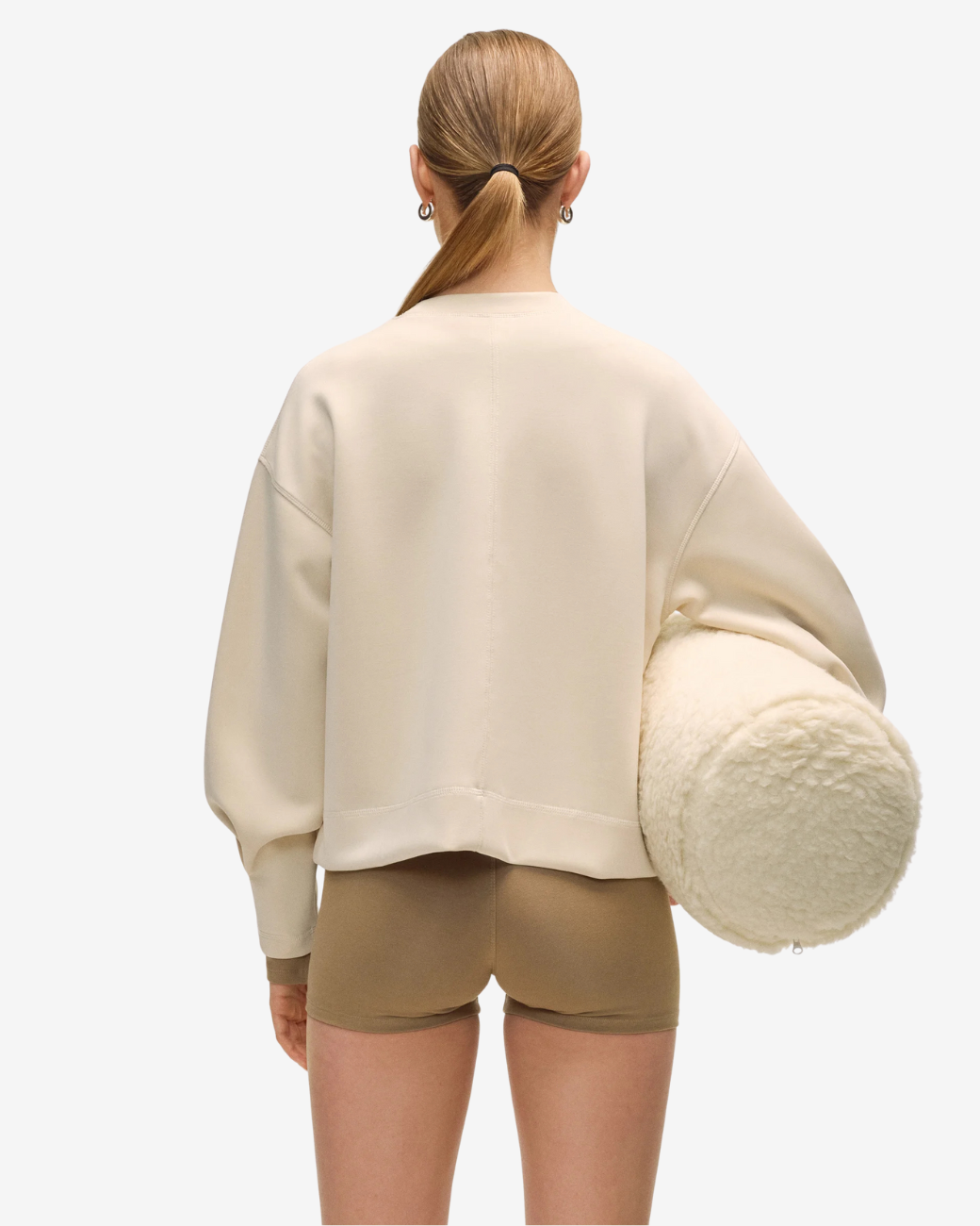 Peachy Crew Neck - Lamb White