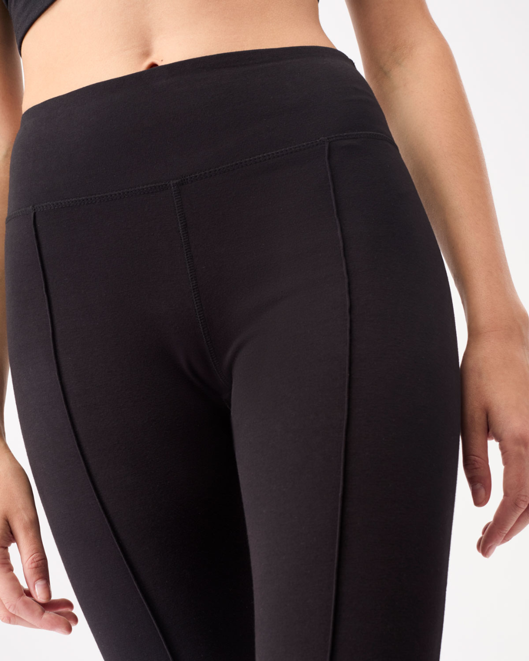 Capri Pant - Black