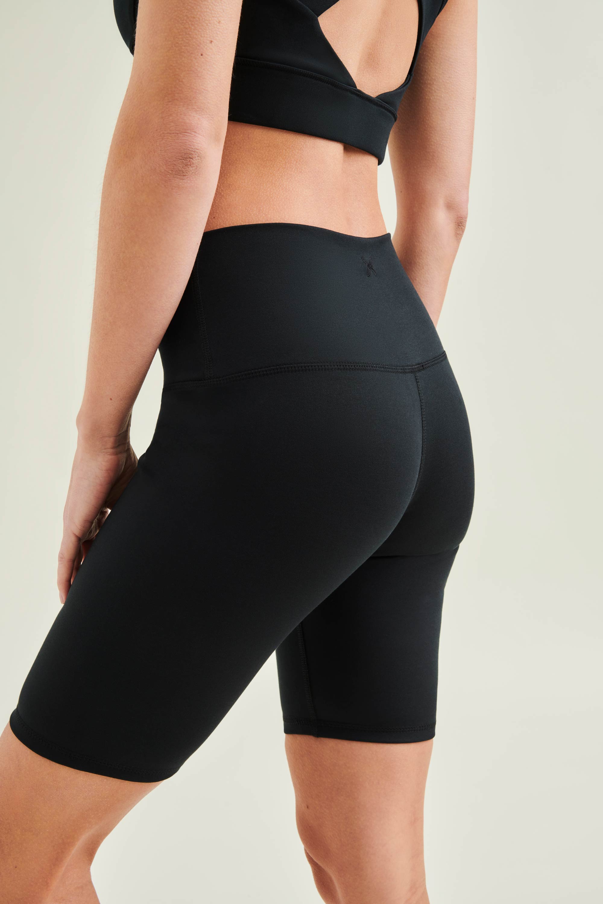 Yoga Shorts High Waist - Caviar Black