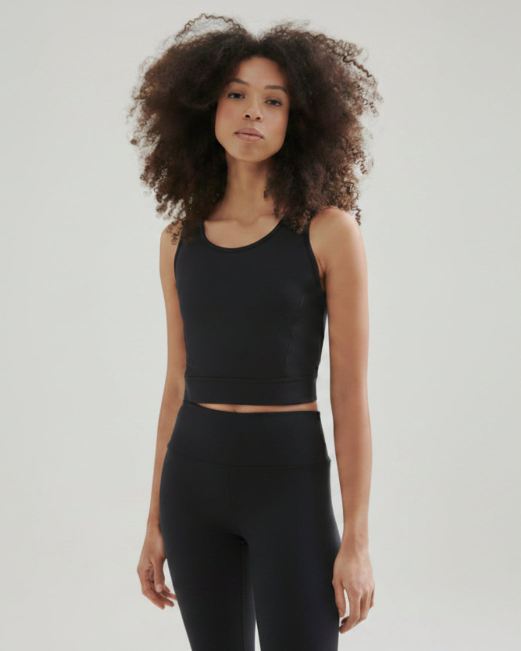 Biodegradable Sustainable Yoga Wear Europe | Biologisch abbaubare nachhaltige Yoga-Kleidung Europa