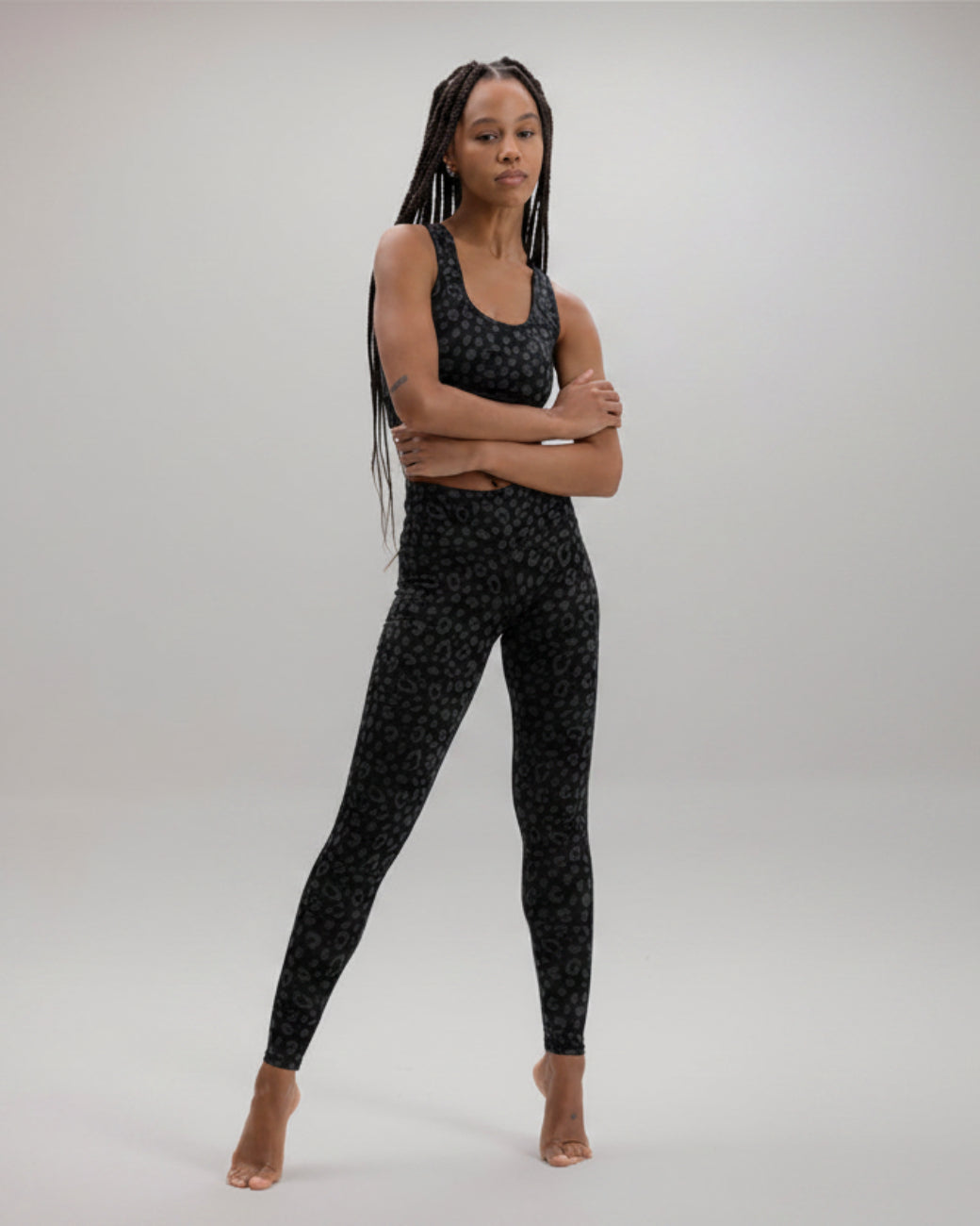 Leggings Leo Black – Yogaleggings von Hey Honey