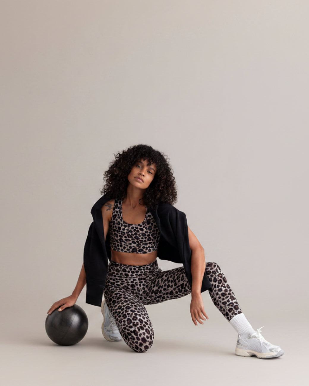 Leggings Leo Shadow – Studioaufnahme – Hey Honey