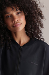 Lux Bomber Jacket Black – Detailansicht – Hey Honey