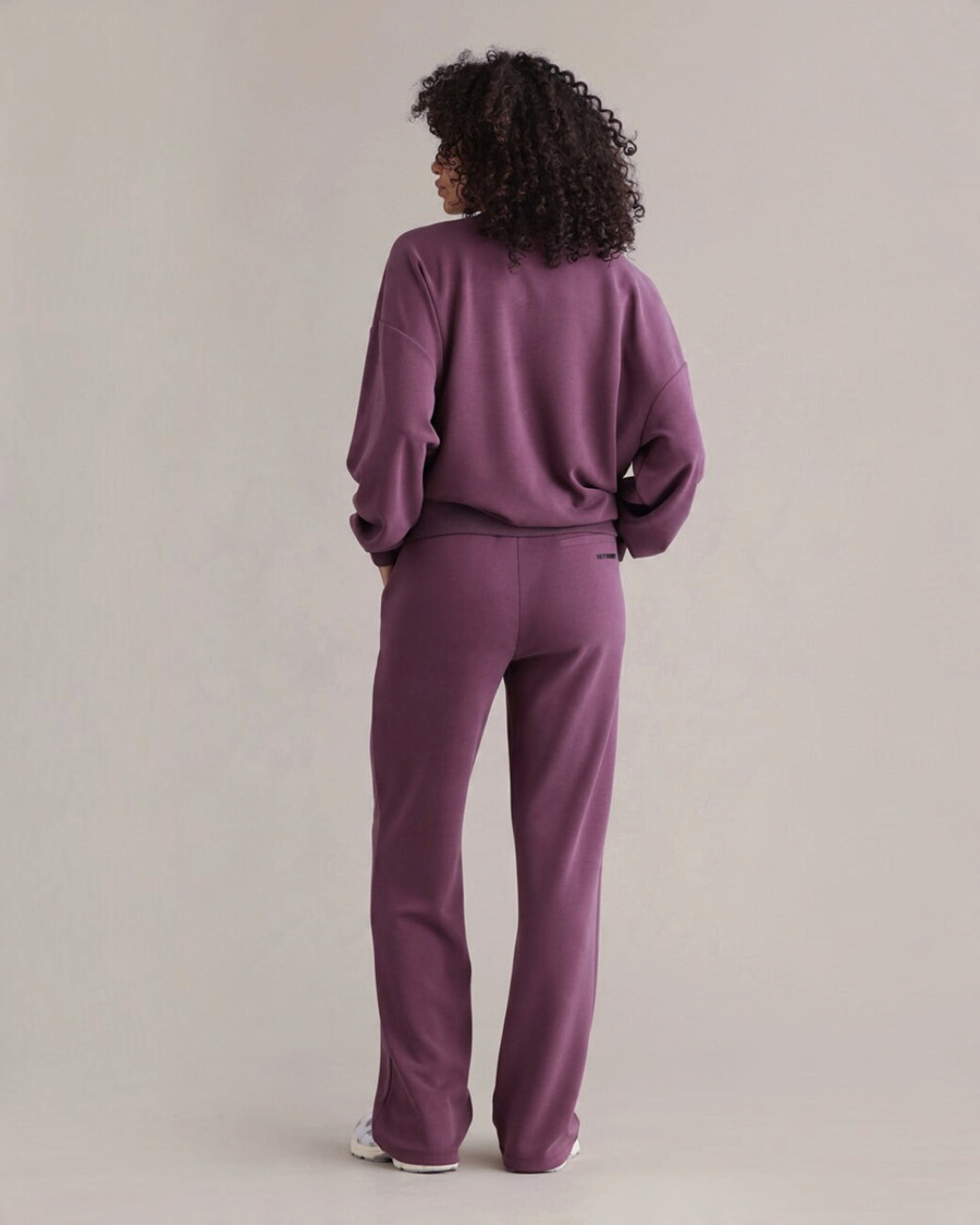 Lux Bomber Jacket Italian Plum – Frontansicht – Hey Honey