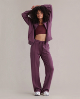Lux Bomber Jacket Italian Plum – Seitenansicht – Hey Honey