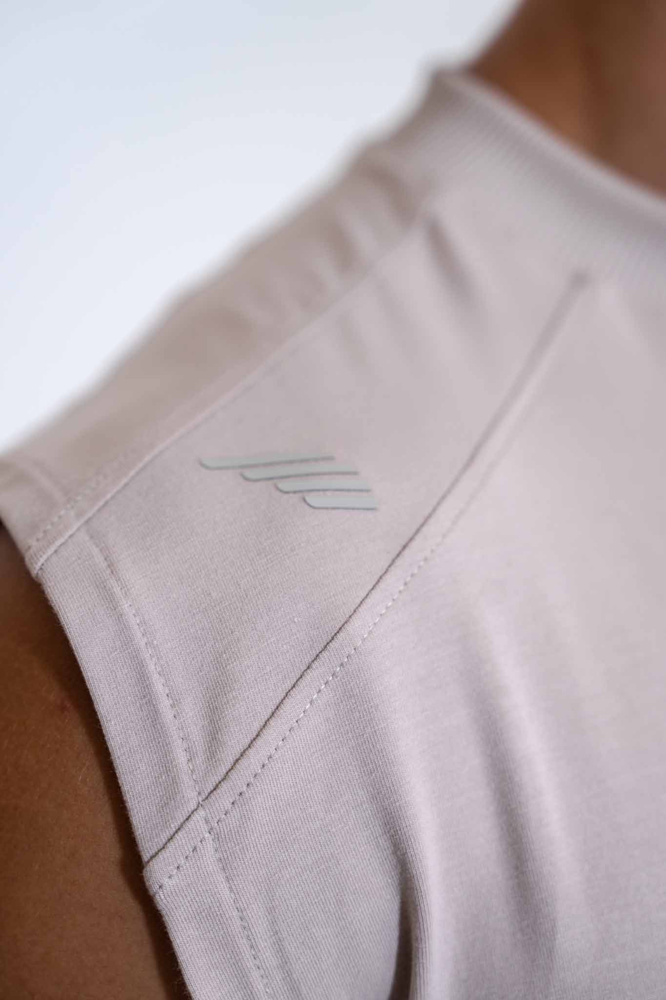 PHOENIX No Sleeve Shirt - Silversand