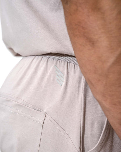PHOENIX Shorts - Silversand