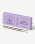 greenyogashop Cosmic Dealer Räucherstäbchen Night Jatamansi in violetter Verpackung mit ayurvedischen Kräutern