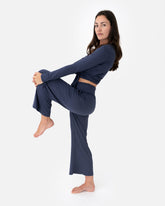 Heya Culotte Midnight Blue – Model Full Shot – Lotuscrafts