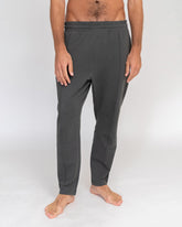 Anthrazit - Model Product Shot Yoga Pants Front Anthracite