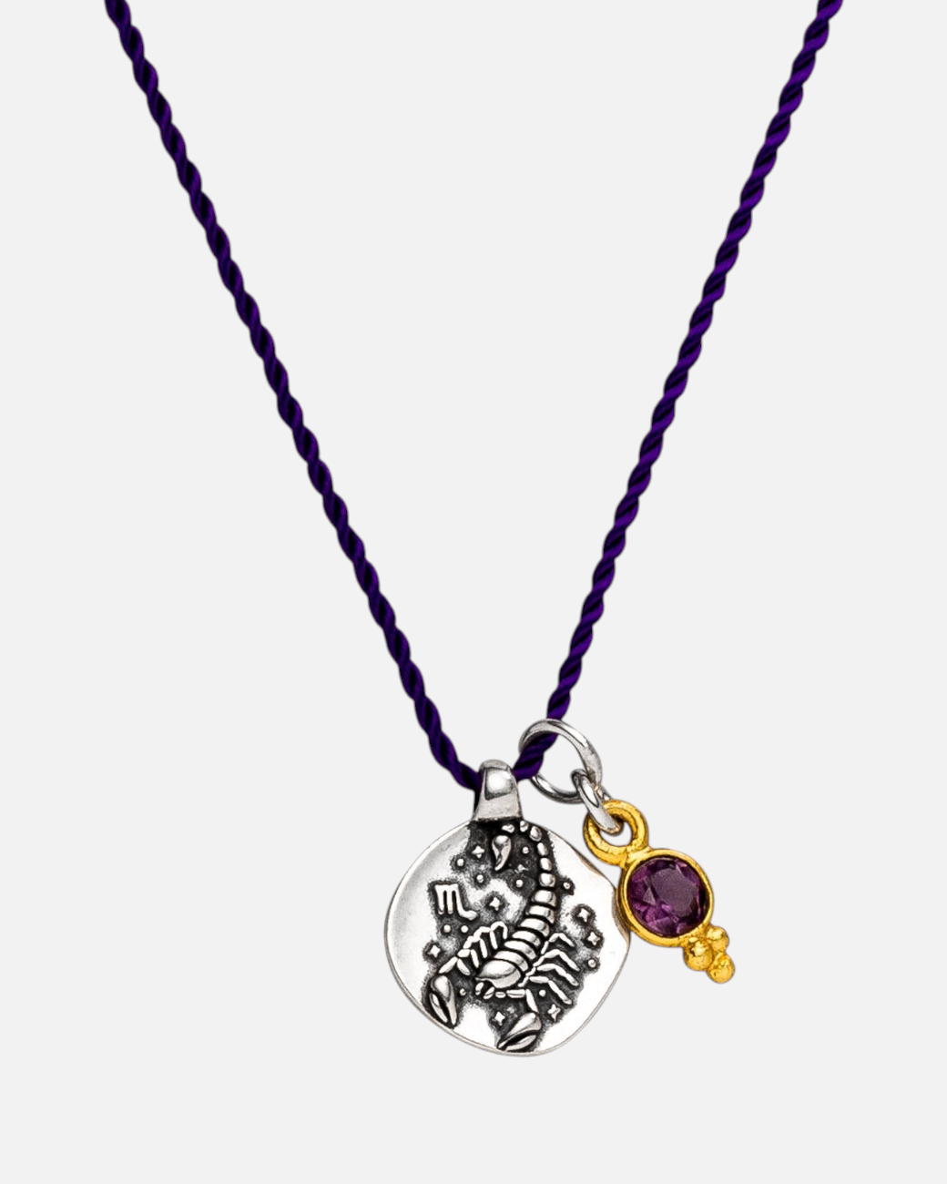 greenyogashop Sternzeichen Kette Skorpion aus Sterlingsilber mit Amethyst an violetter Schnur, handgefertigt