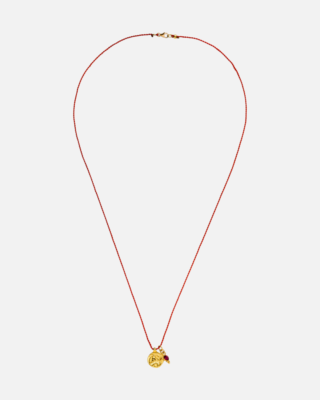 greenyogashop Sternzeichen Kette Steinbock aus vergoldetem Sterlingsilber mit roter Schnur und Rubin