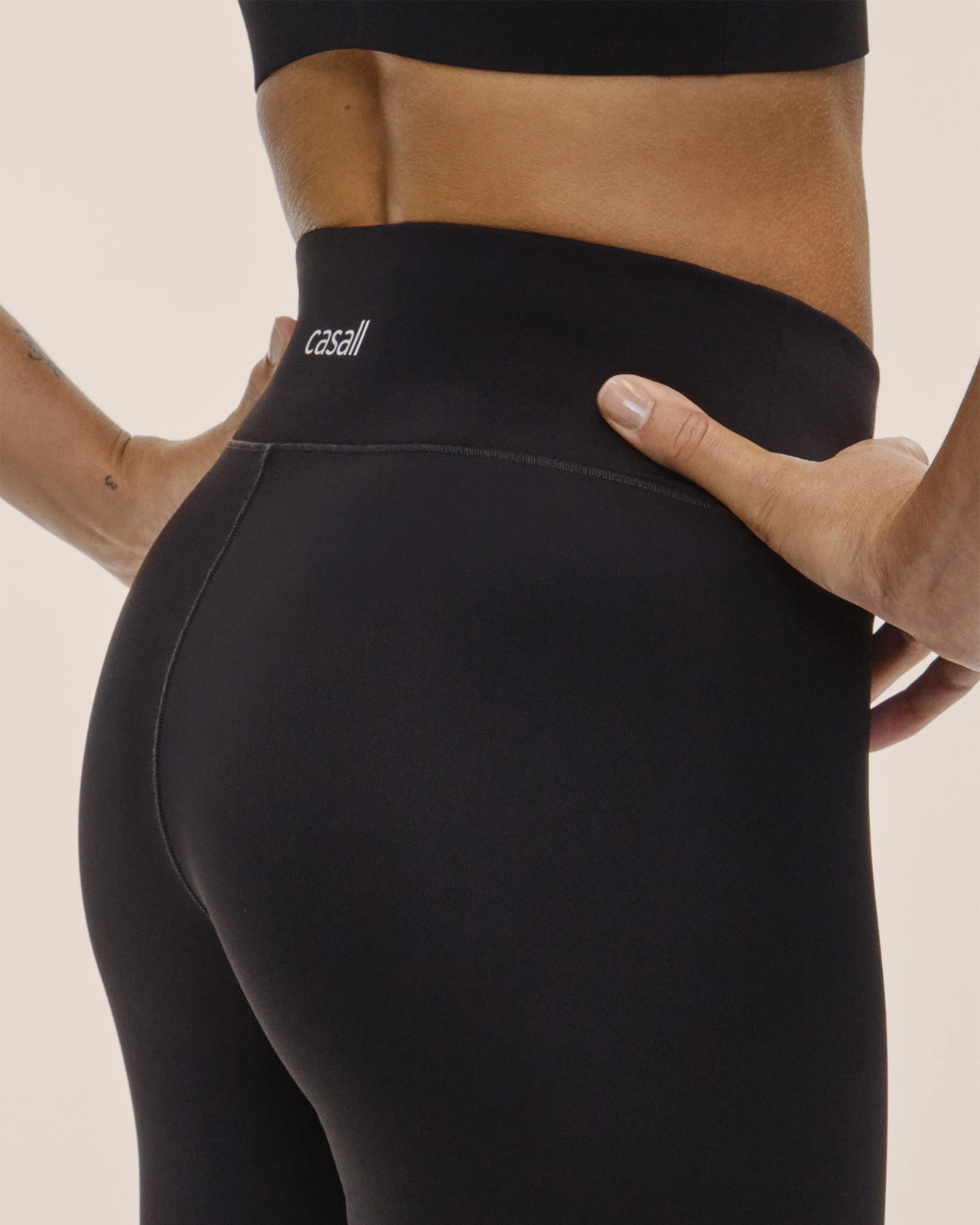 Essential Regular Waist Biker - Black