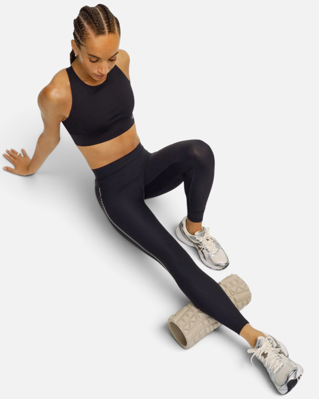 greenyogashop Recovery Foam Roller in Light Cashmere mit strukturierter Oberfläche für die Faszienmassage