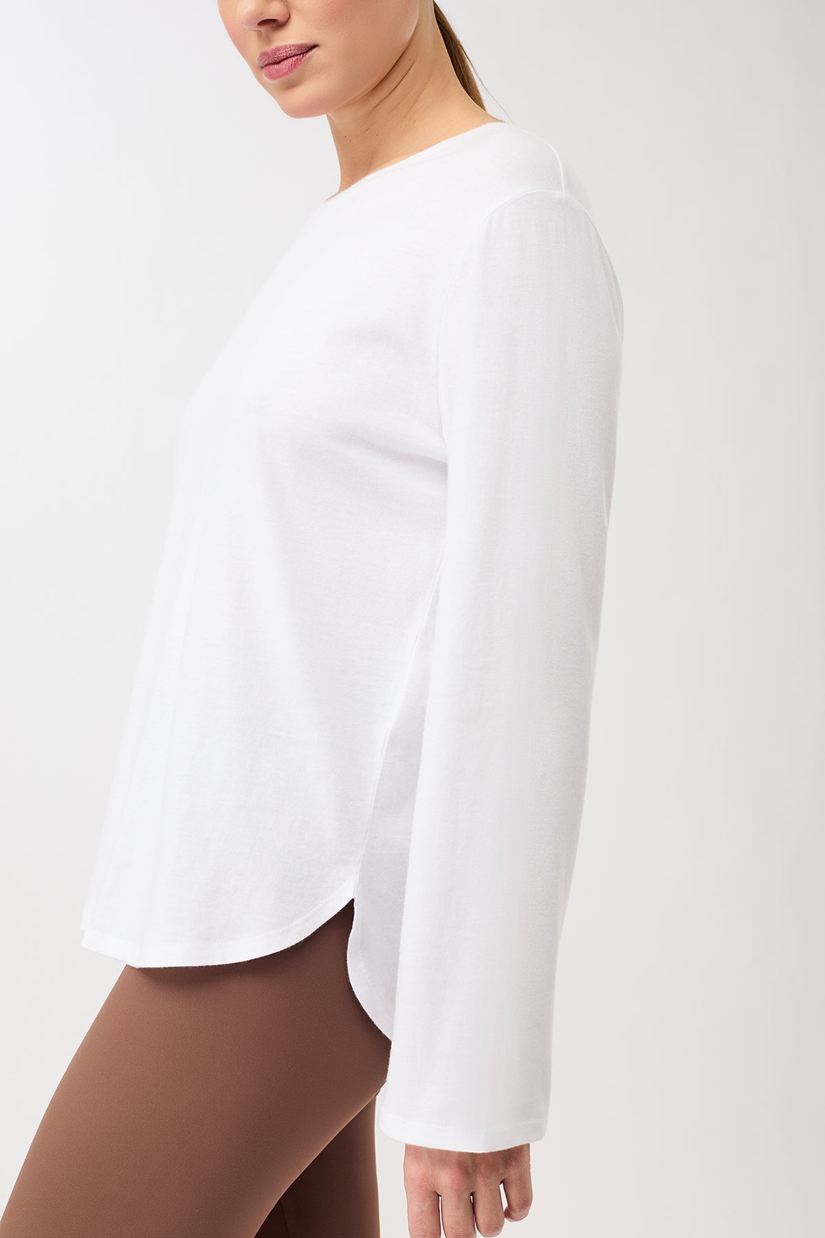 Halfmoon Longsleeve - White