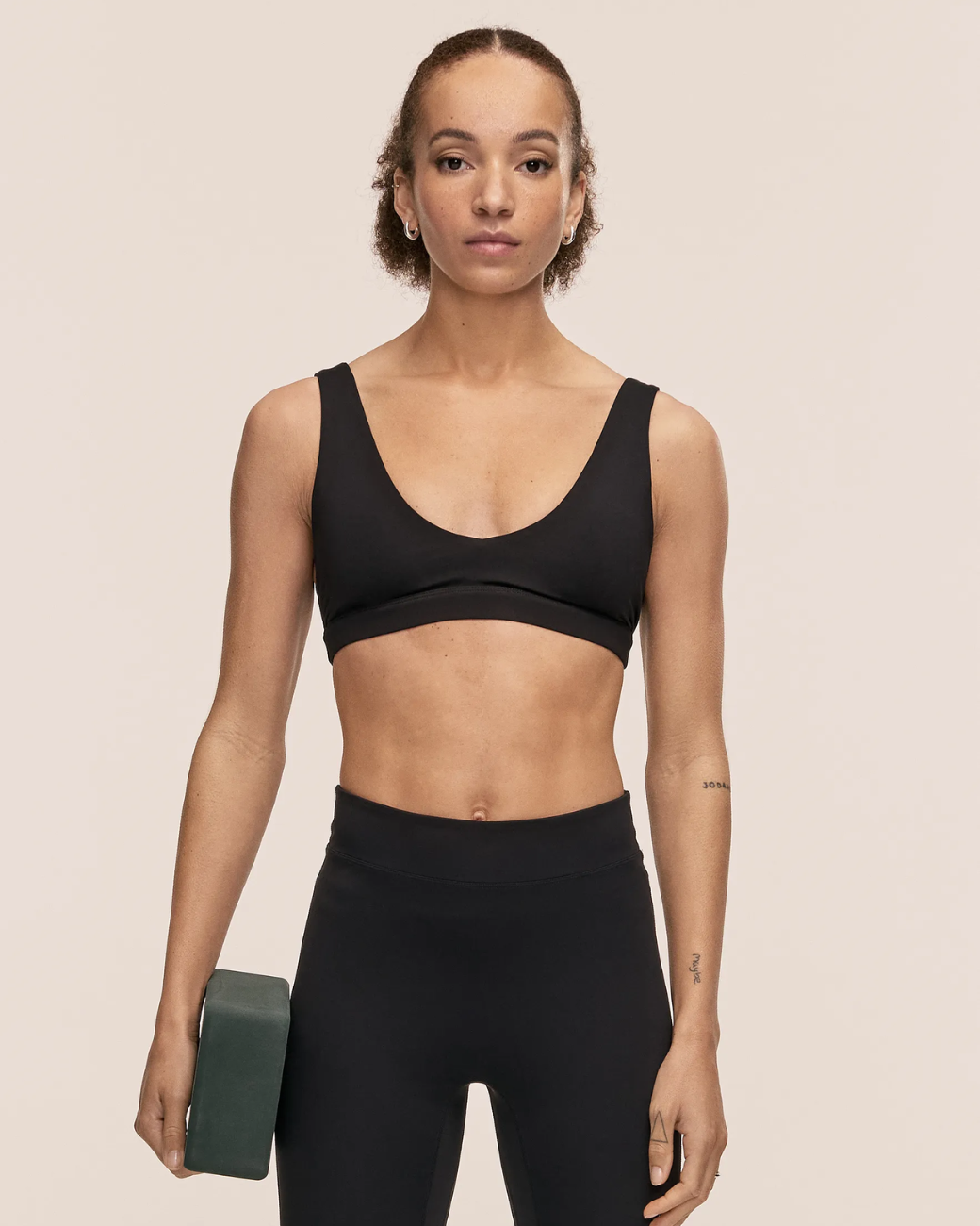 Soft Touch Padded Sports Top - Black