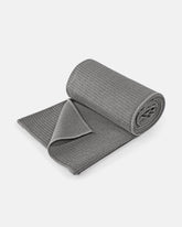 Anthrazit - Yogahandtuch aufgerollt Anthracite