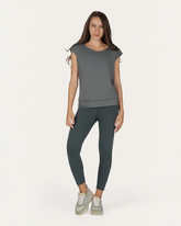 greenyogashop Asana Tee in Jade aus weichem Bambus-Mix mit lockerer Passform und langem Bund für Yoga