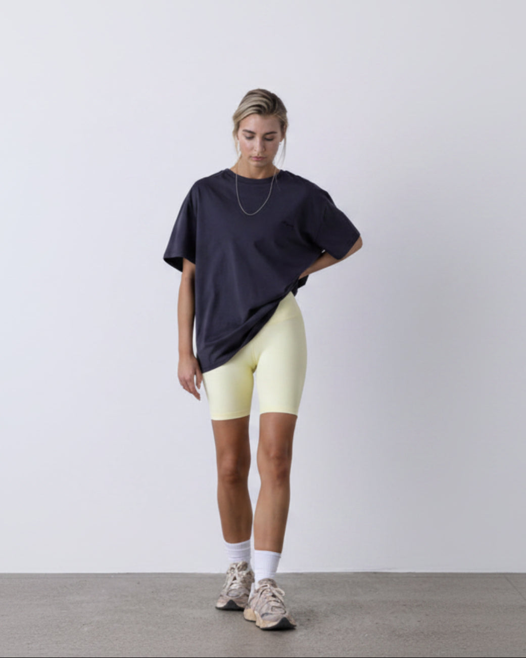Biker Ribbed Pastel Yellow – Rückansicht – Hey Honey