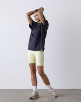 Biker Ribbed Pastel Yellow – Studioaufnahme – Hey Honey