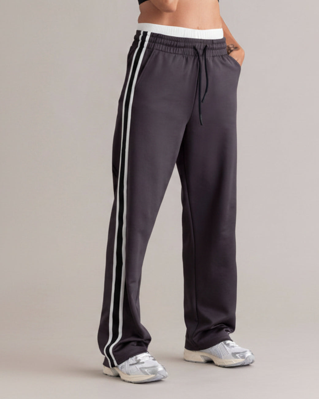 Classic Trackpants Grey – Styling-Look – Hey Honey