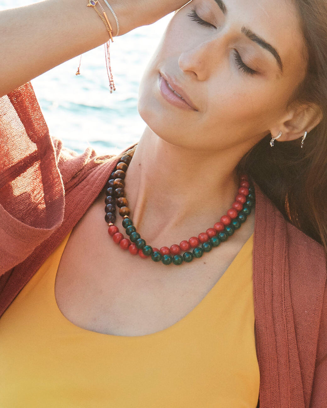 Edelstein Kette „Amethyst &amp; Koralle“ – Styling am Hals – Hoffnungsträger