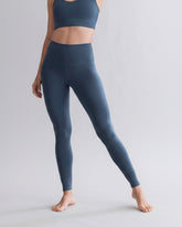 Leggings Cotton Touch Teal – Bewegungsaufnahme – Hey Honey