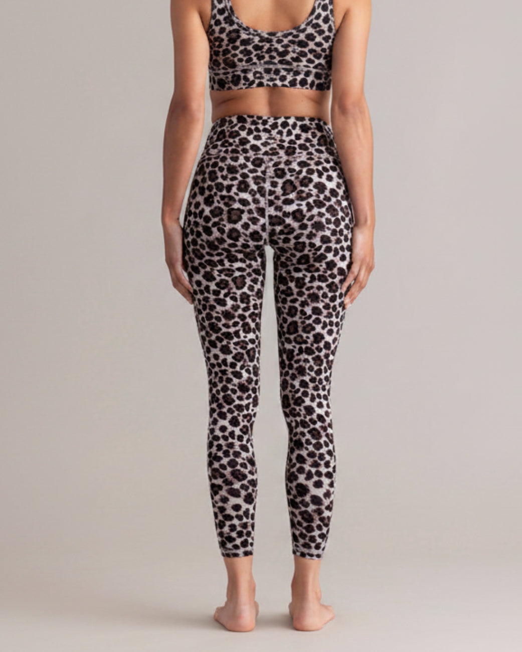 Leggings Cropped Leo Shadow – Yogaleggings von Hey Honey
