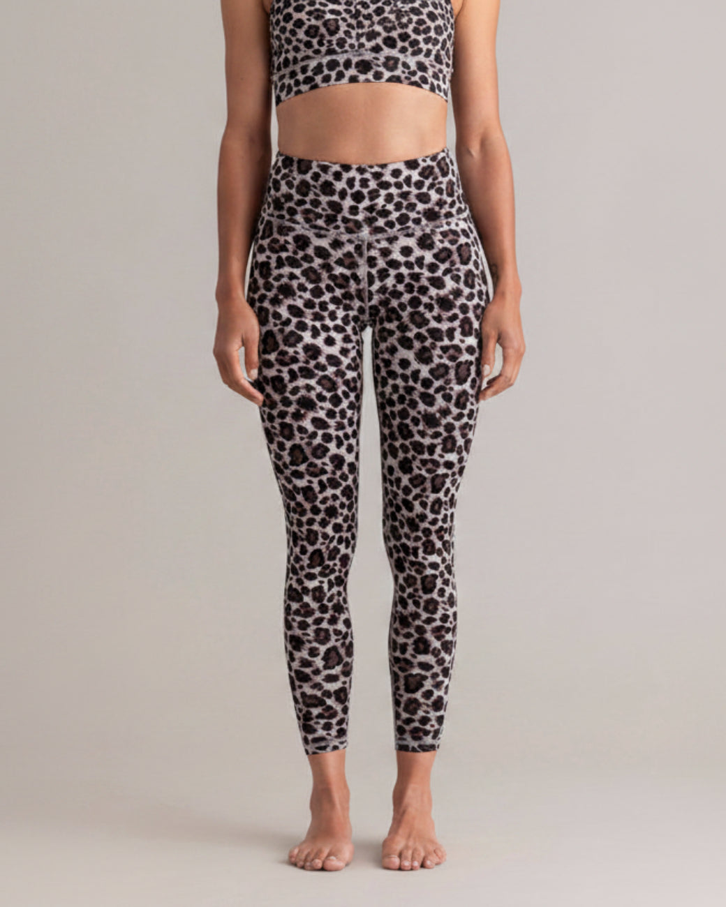 Leggings Cropped Leo Shadow – Detailansicht – Hey Honey