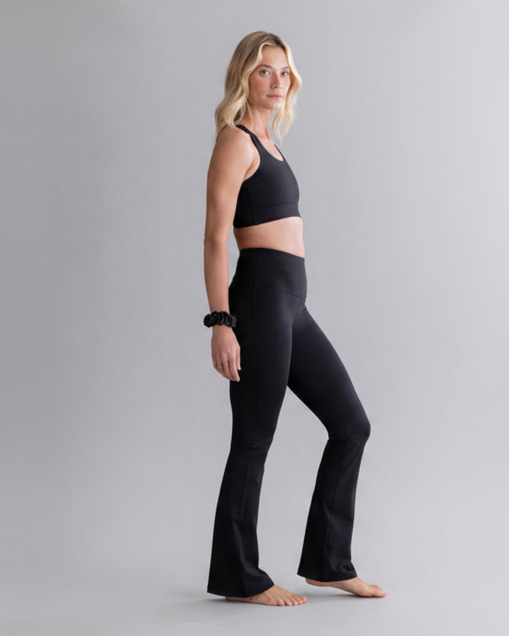 Leggings Flared Cotton Touch Black – Studioaufnahme – Hey Honey