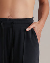 Lux Trackpants Black – Logo-Detail – Hey Honey