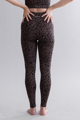Umstandsleggings Mono Leo Soft Brown – Umstandsbund-Detail – Hey Honey