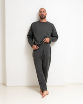 FEND Mens Sweater – Mood Shot alle Farben Nahaufnahme – Lotuscrafts